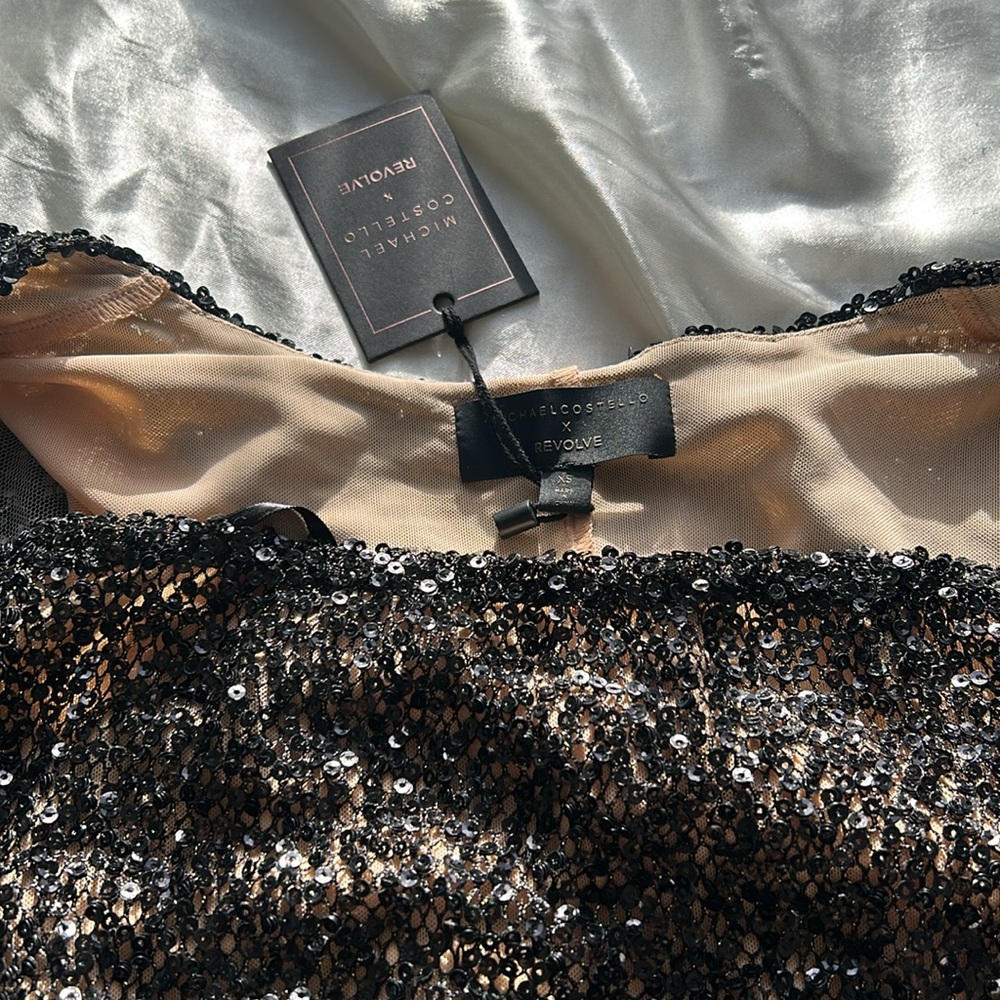 Revolve sequin set - Picture 6 of 7